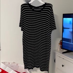 Brandy Melville T-Shirt dress